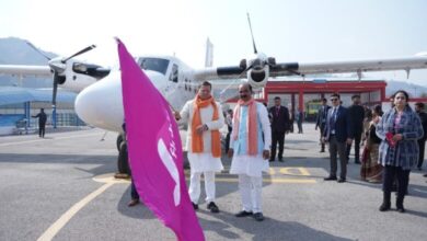 मुख्यमंत्री ने नैनीसैनी एयरपोर्ट से पिथौरागढ़ – देहरादून हवाई सेवा का किया शुभारंभ