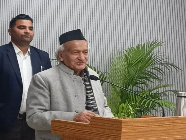 कुमाउँनी डॉक्यूमेंट्री फ़िल्म ‘अङ्वाल’ का प्रदर्शन कुमाउँनी डॉक्यूमेंट्री फ़िल्म ‘अङ्वाल’ का प्रदर्शन