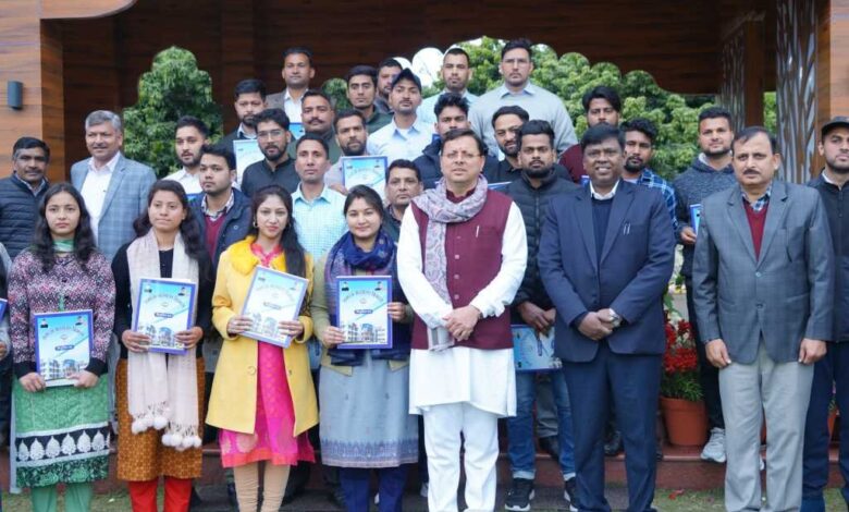 CM धामी ने 35 सहायक समाज कल्याण अधिकारियों और 3 छात्रावास अधीक्षकों को प्रदान किए नियुक्ति-पत्र CM धामी ने 35 सहायक समाज कल्याण अधिकारियों और 3 छात्रावास अधीक्षकों को प्रदान किए नियुक्ति-पत्र