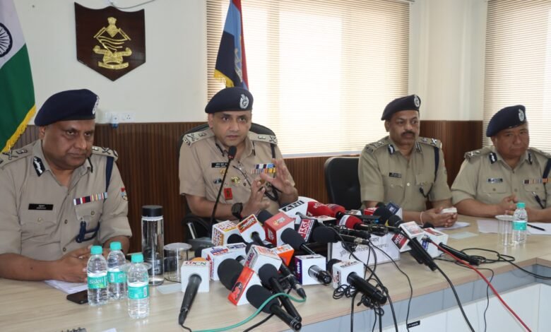 बाबा तरसेम सिंह हत्याकांड: DGP ने की प्रेस कॉन्फ्रेंस, बताया पूरा घटनाक्रम बाबा तरसेम सिंह हत्याकांड: DGP ने की प्रेस कॉन्फ्रेंस, बताया पूरा घटनाक्रम