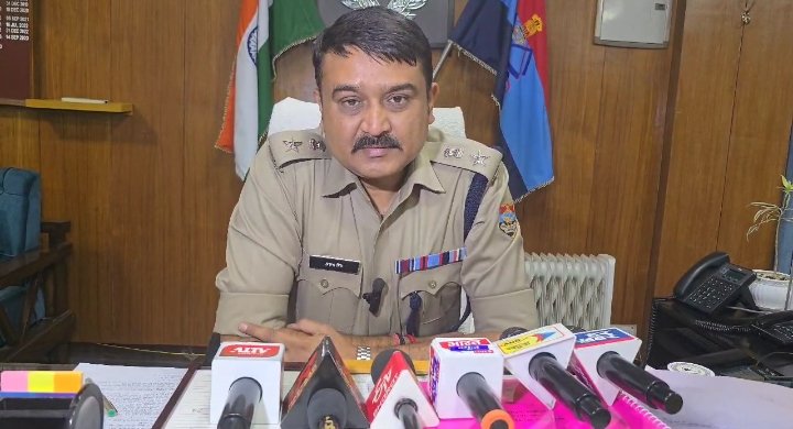 डूंगा गांव में हुई घटना में वांछित अभियुक्त पुलिस मुठभेड में घायल डूंगा गांव में हुई घटना में वांछित अभियुक्त पुलिस मुठभेड में घायल