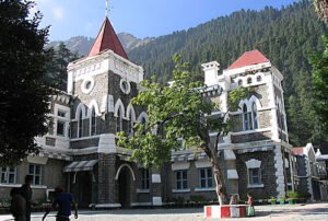 Uttarakhand: इन कर्मचारियों को बहाल करने के निर्देश