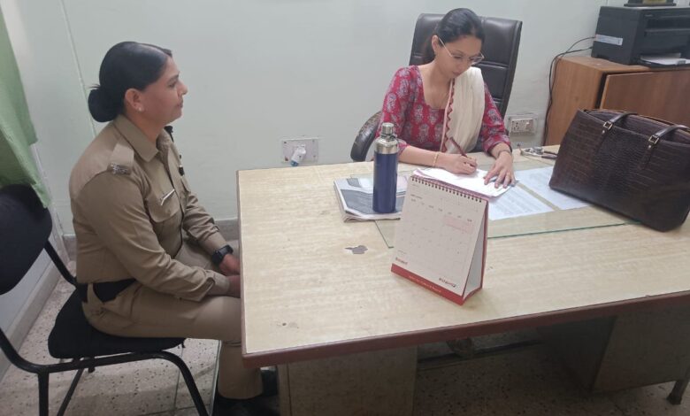 पुलिस कर्मियों के लिये नि:शुल्क चिकित्सा शिविर का आयोजन पुलिस कर्मियों के लिये नि:शुल्क चिकित्सा शिविर का आयोजन