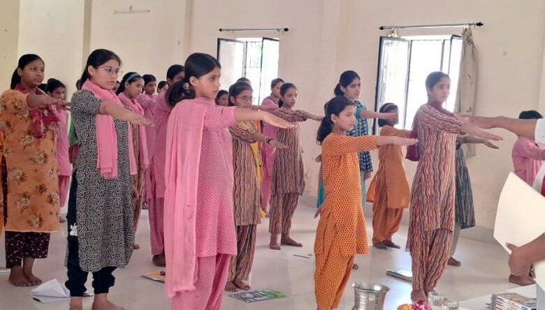 पर्यावरण जागरूकता शिविर का आयोजन पर्यावरण जागरूकता शिविर का आयोजन
