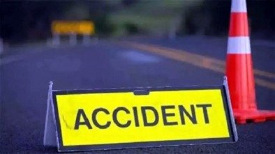 कार की टक्कर से स्कूटर सवार की मौत कार की टक्कर से स्कूटर सवार की मौत
