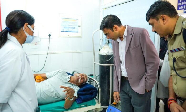 रेफरल सेंटर न बने चिकित्सालय : डीएम रेफरल सेंटर न बने चिकित्सालय : डीएम