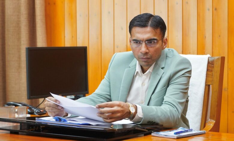 डीएम का सख्त एक्शन : शहर में 47 वार्डो में कूड़ा उठान हेतु निविदा आमंत्रित डीएम का सख्त एक्शन : शहर में 47 वार्डो में कूड़ा उठान हेतु निविदा आमंत्रित