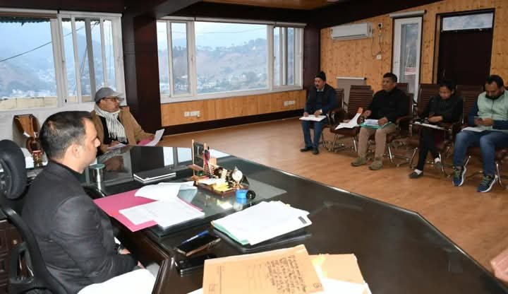 निर्माणाधीन पेयजल योजनाओं के कार्यों को युद्ध स्तर पर पूर्ण करने के कड़े निर्देश निर्माणाधीन पेयजल योजनाओं के कार्यों को युद्ध स्तर पर पूर्ण करने के कड़े निर्देश