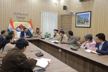 स्थानीय स्टेकहोल्डर्स से समन्वय कर तैयार करें प्रभावी यातायात प्लानः डीएम स्थानीय स्टेकहोल्डर्स से समन्वय कर तैयार करें प्रभावी यातायात प्लानः डीएम