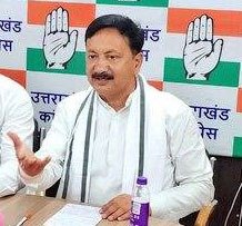 पार्टी प्रत्याशी के खिलाफ बागी उम्मीदवार के रूप में चुनाव लडने वाले निष्कासित
