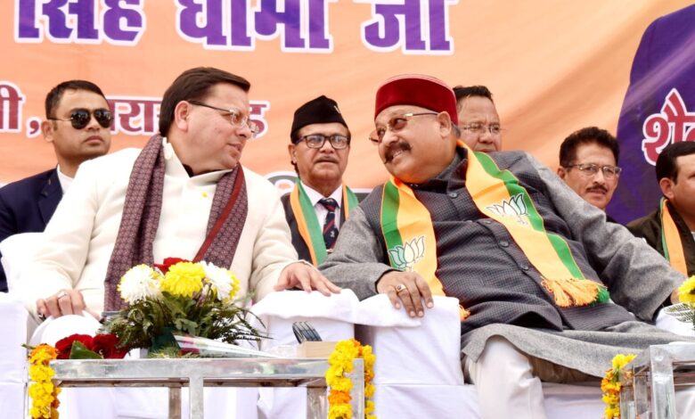 महाराज के एक्शन के बाद पौड़ी अस्पताल में हुई विशेषज्ञ चिकित्सकों की तैनाती महाराज के एक्शन के बाद पौड़ी अस्पताल में हुई विशेषज्ञ चिकित्सकों की तैनाती