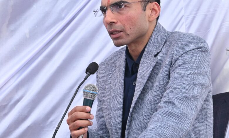 कलेक्ट्रट में बुजुर्ग, दिव्यांग फरियादियों के लिए डेडिकेटेड वाहन सुविधा जल्द कलेक्ट्रट में बुजुर्ग, दिव्यांग फरियादियों के लिए डेडिकेटेड वाहन सुविधा जल्द