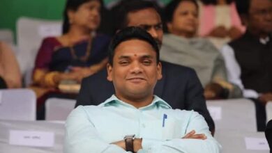 मुस्तैदी के साथ काम कर रहे स्वास्थ्य सचिव
