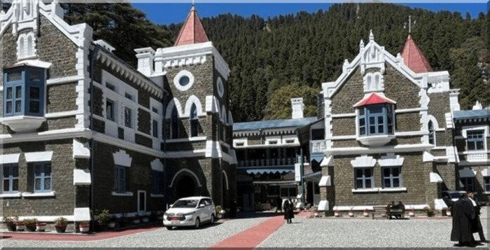 यूसीसी: हाई कोर्ट ने राज्य व केंद्र सरकार को दिया नोटिस यूसीसी: हाई कोर्ट ने राज्य व केंद्र सरकार को दिया नोटिस