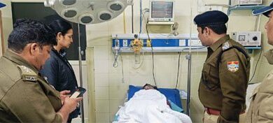 मुठभेड़ में घायल बदमाश के पैर व हाथ में लगी गोली