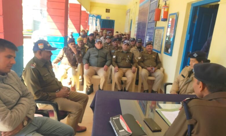 जारी दिशा-निर्देशों का सख्ती से पालन करने के निर्देश जारी दिशा-निर्देशों का सख्ती से पालन करने के निर्देश